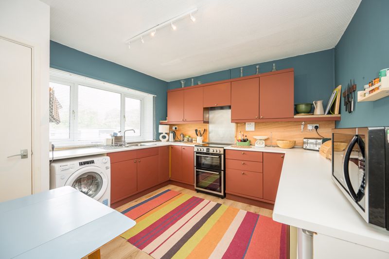 Kitchen- click for photo gallery